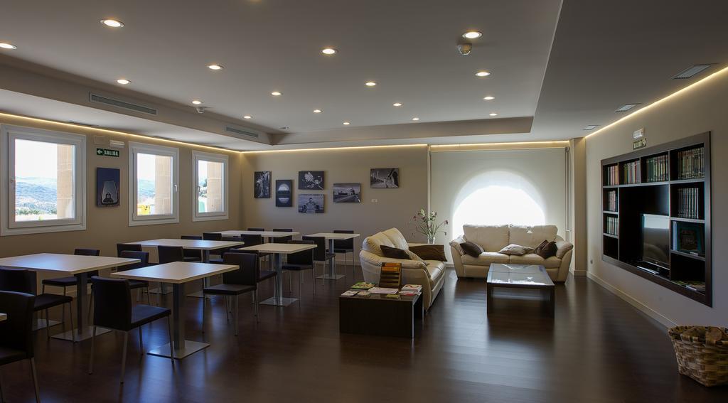 Hotel Rural Valdorba Sansoain ภายนอก รูปภาพ