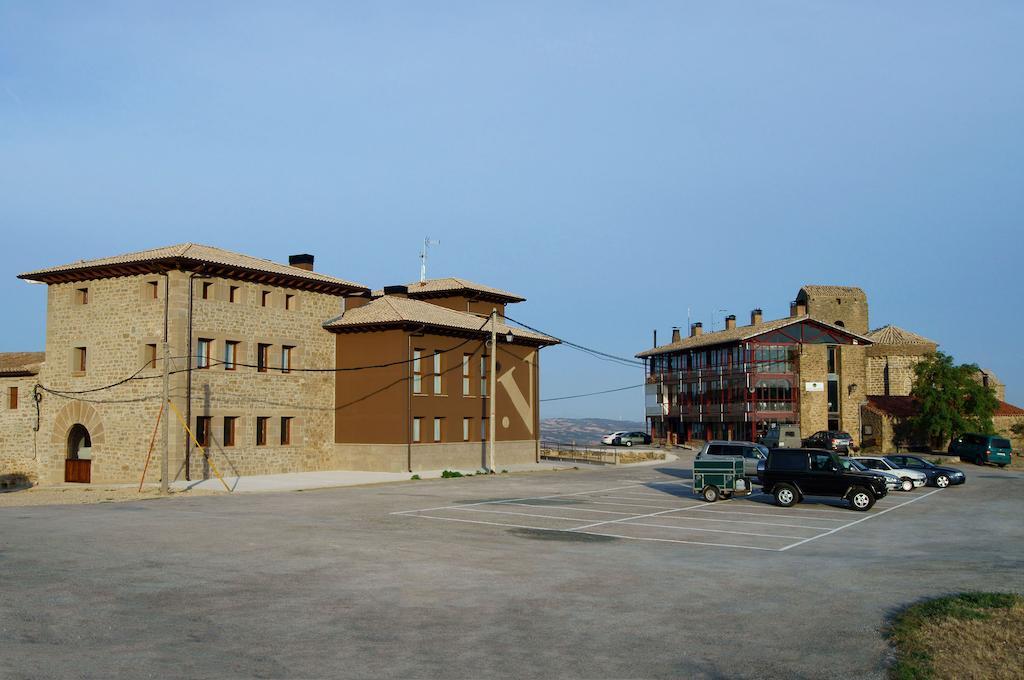 Hotel Rural Valdorba Sansoain ภายนอก รูปภาพ