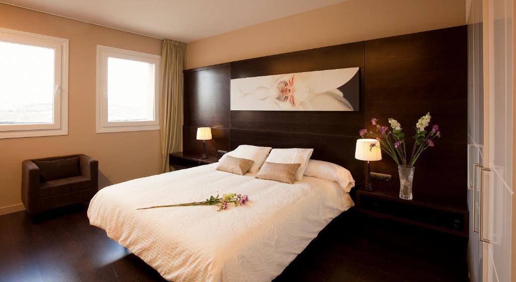 Hotel Rural Valdorba Sansoain ภายนอก รูปภาพ